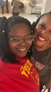 Exercise, Brunch, Farmers Market & Community are some of my favorite  things🫶, @a_dashofthat @romeodanceclass912 , #BrunchClub #ForsythPark  #CollinsQuarter #fitness #smile #beautiful #art #foodie #mood ...