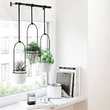 Build a diamond shaped west elm style modern hanging planter for a fraction of the price! Tri Flora Hanging Planter