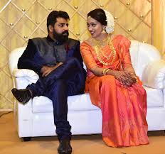 Rj Shaan Marries Actress Parvathy In A Private Ceremony Indian Celebrity Events Born:30 september 1972 age(as in 2018):45 years birth place:khandwa, madhya pradesh, india hometown. rj shaan marries actress parvathy in a