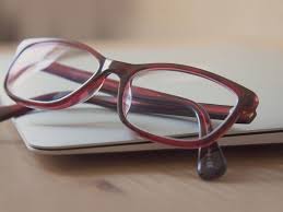 Are Cheap Eyeglasses Really a Good Choice?
