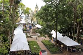 Como em todo o lado, há regras apertadas: Feira Do Livro De Porto Alegre Divulga Os Cinco Patronaveis Da Edicao De 2018 Rio Grande Do Sul G1