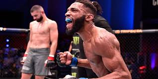 In the UFC, DWCS 25 winner Phil Rowe plans to make noise by staying true to  himself