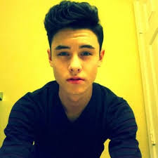 Jonathan Arvizu (@johnnayyboyy)