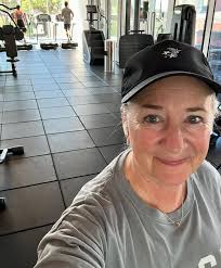 Happy weekend everyone! I hope you enjoy your weekend. 😉