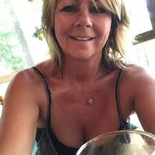 Who makes kids' wooden picnic tables in Vilas County?