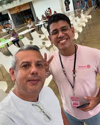 Estuvimos acompañando a nuestros amigos de @rotaractperladelcaribe en su  Desfile Rosa 2024 desde el @parquecostazul 🩷🩷🩷