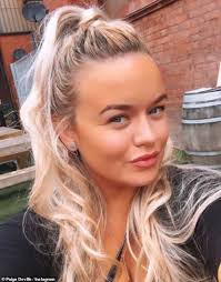 Gogglebox star Chantelle Walker slams show for axing her family