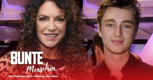 Waar en wanneer werd christine neubauer geboren? Christine Neubauer Sohn Lambert Dinzinger Das War Der Grund Fur Ihre Funkstille Flipboard