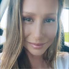 Ladonna Hale's Instagram, Twitter & Facebook