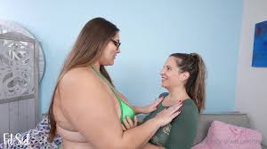 F.S OF - Green Clothes Threesome - Thothub
