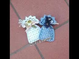 Bomboniera matrimonio nascita battesimo prima comunione harmony fialetta vetro tema marino. Sacchettino Bomboniera All Uncinetto Youtube Crochet Wedding Favours Crochet Flower Tutorial Baby Headbands Crochet