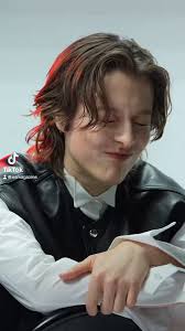 @ESMagOfficial's video Tweet