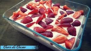 Il rotolo panna e fragole è un dolce perfetto per tutte le occasioni e facile da preparare. Torta Fredda Con Fragole E Panna Youtube