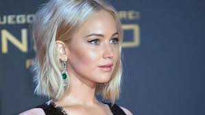 Jennifer Lawrence Fell On The Red Carpet At The Hunger Games Madrid Premiere