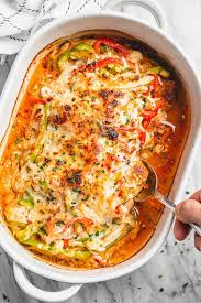 If you're trying to slowly ease a skeptic into paleo with some familiar flavors, this would be a great recipe to start off with: Fajita Chicken Breasts Casserole Recipe How To Make A Chicken Casserole Eatwell101