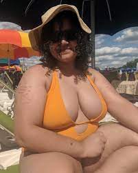 samii on X: I went swimming and loved it! Loving yourself publicly  shouldn't be scary, but if you are scared do the following: be scared and  then DO IT ANYWAY #bodypositive #bodyacceptance #