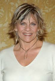 Dinah Frank's Instagram, Twitter & Facebook