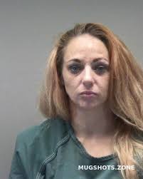 Amy Vanhorn's Instagram, Twitter & Facebook