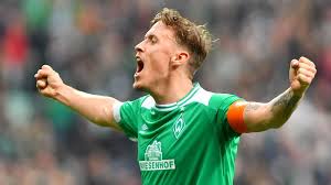 Der cheftrainer von werder bremen, florian kohfeldt, spricht im interview über führung, erfolg und teambildung. Bremen Trainer Florian Kohfeldt Als Versprechen Von Der Bank