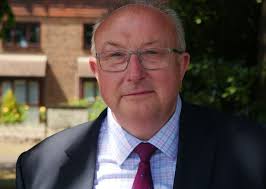 Watch The Real Manhunter Season 1 Episode 1 Online