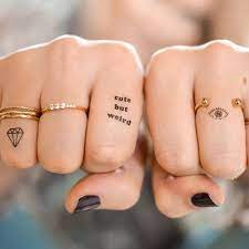 Ngón tay là vị trí xăm đẹp, kín đáo mà vẫn để bạn thể hiện cá tính riêng. Hinh XÄƒm Cute Tren Ngon Tay