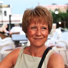 I have lost 28lb in 6 months, steadily losing 1-2lbs per week. However now  it has completely ground to a halt ☹️. I'm still following the diet  religiously, but those last few