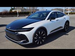 Image result for Oxygen White 2023 Crown