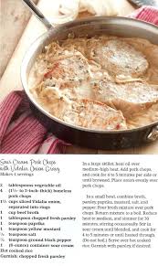 Sour Cream Pork Chops With Vidalia Onion Gravy From Paula Deen Vidalia Onions Onion Gravy Food Dishes