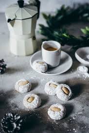 Klassische Italienische Weihnachtsplatzchen Paste Di Mandorle Rezept In 2020 Italienische Weihnachtsplatzchen Italienische Mandelkekse Weihnachtsplatzchen