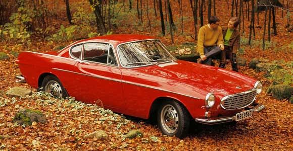 Resultado de imagem para Volvo P1800 ghia"