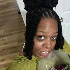 Question! I received a payment Christmas eve. Today the December 27 and it  still hasn't hit my card. Anyone else having issues??