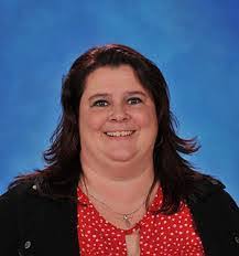 Annabel Hutchinson's Instagram, Twitter & Facebook