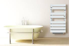 Maybe you would like to learn more about one of these? Seche Serviettes Seche Mains Ca Va Chauffer Dans La Salle De Bain Conseils D Experts Fnac