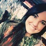 Danielle Winstead's Instagram, Twitter & Facebook