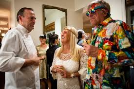 Photos: Vintner dinner dazzles guests with wine, food, and atmosphere