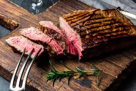 Epingle Par Romain Meunier Sur Boeuf En 2020 Recettes De Steak Grille Bifteck D Aloyau Cuisson Des Aliments