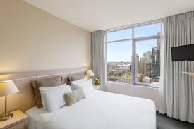 Maybe you would like to learn more about one of these? Melbourne Hotel Apartments Rooms At Oaks Melbourne On Lonsdale Suites