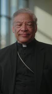 Los sacramentos en la vida del obispo Joseph Perry