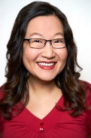 Helen Red's Instagram, Twitter & Facebook