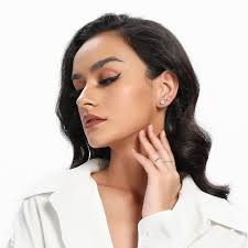 Amazon.com: 18K White Gold Plated 4 Pong Round Clear Cubic Zirconia Stud  Earring Pack of 6 Pairs (6 Pairs) : Clothing, Shoes & Jewelry