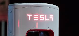 Nun steht erneut ein wichtiger termin an, denn am montag kommende woche werden die zahlen zum zweiten quartal präsentiert. Tesla Aktie Aktuell Tesla Steigt Stark 22 07 21 Finanzen Ch