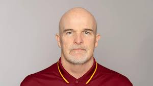 Dan Campbell looks like Dan Quinn's shitty cousin.