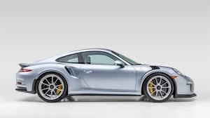 The perfect car for lapping the track all day long and stopping at the grocery store on the way home. Jerry Seinfelds Traumhafter Porsche 911 Gt3 Rs Steht Zum Verkauf