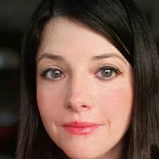 Anna Ventura's Instagram, Twitter & Facebook