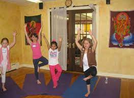 Find studio hours, location information, class schedules and more for our east northport studio in east northport, new york located at 4000 jericho turnpike. True Living Yoga Yoga Studio In East Northport Om