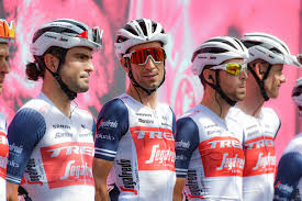 Select a team of six riders for each race, with unlimited rider changes between each event. Vincenzo Nibali Wins Race Against Time And Will Ride Giro D Italia Road Cc