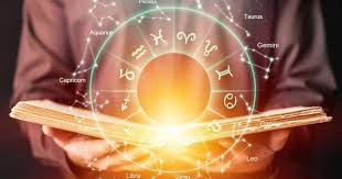 Este şi o zi în care puteţi cheltui mulţi bani, fără a gândi prea mult la consecinţe. Horoscop SÄƒptÄƒmanal 26 Iulie 1 August 2021 Un Nativ Se IndrÄƒgosteÈ™te La Prima Vedere Wowbiz