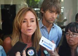 La concejala platense victoria tolosa paz, junto con su esposo y empresario de medios josé pepe albistur, celebraron como pocos el triunfo . Los Chanchullos De Tolosa Paz La Concejal Omitio Declarar Una Mansion Valuada En 35 Millones De Pesos