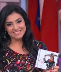 Buenas tardes fieles fans cuántos de ustedes ya tienen estos dos CDs  Comenten 😃😘🙌