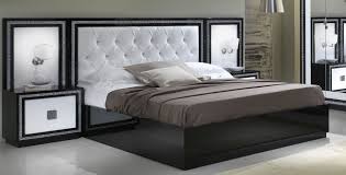 Chambre a coucher sophia noir or magasin boutique dekomeubles. Pin On Deco Chambres
